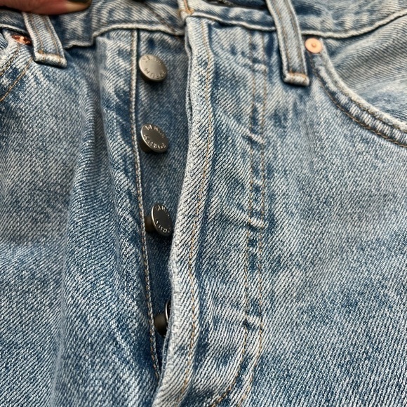ARITZIA Denim Forum - Joni high waisted boyfriend distressed button fly jeans 24 - Picture 5 of 9
